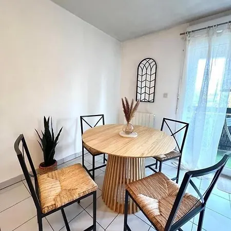 Le Montaigne - Climatisation, Parking Prive, Tram 2mn A Pied Et Meet