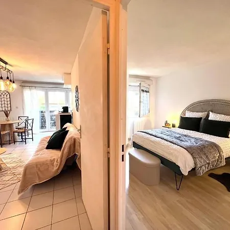 Le Montaigne - Climatisation, Parking Prive, Tram 2mn A Pied Et Meet