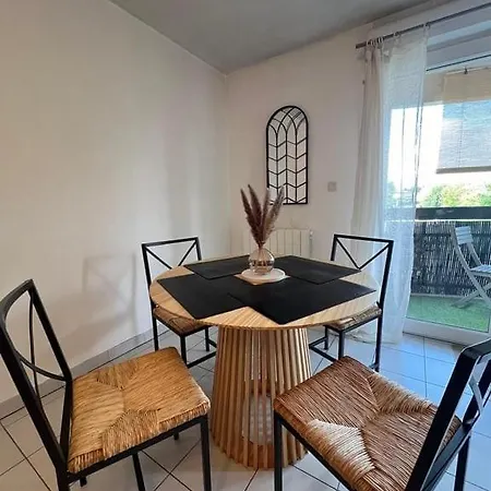 Le Montaigne - Climatisation, Parking Prive, Tram 2mn A Pied Et Meet