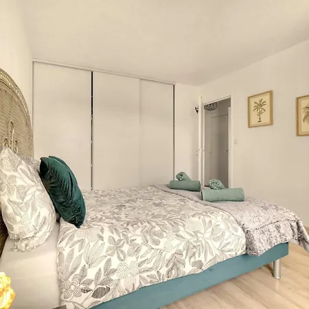 Le Montaigne - Climatisation, Parking Privé, Tramway Et Airbus Apartamento *