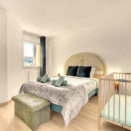 Le Montaigne - Climatisation, Parking Privé, Tramway Et Airbus Apartamento *